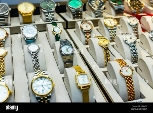 5 Best Watch Shops in Bournemouth - Find accessories for your everyday wardrobe