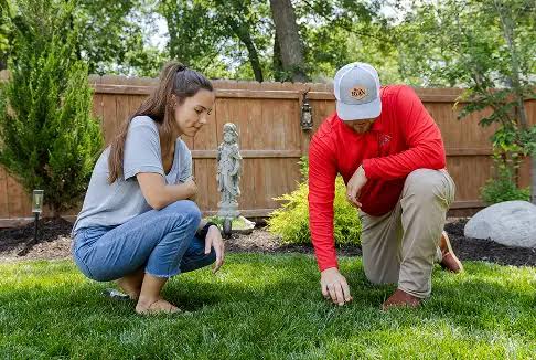 5 Best Lawn Care Services in Omaha - Find fertilizing, aeration, and weed control for thicker grass